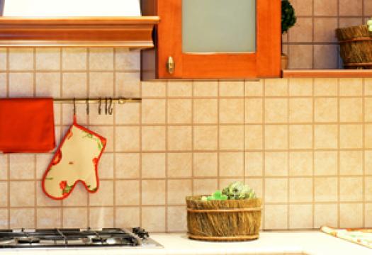 clean laminate countertops