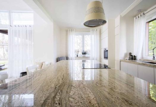 Spotless Counter Surface