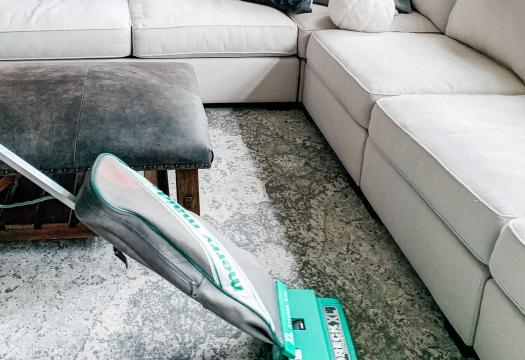 Merry Maids with Vacuum